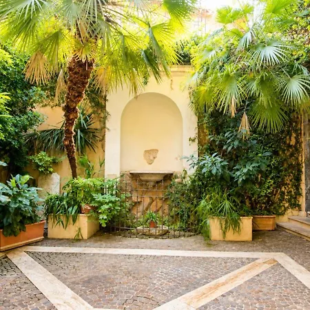 Elegantis Campo Marzio With Terrace - Elegance Near Spanish Steps Trevi And Pantheon Roma